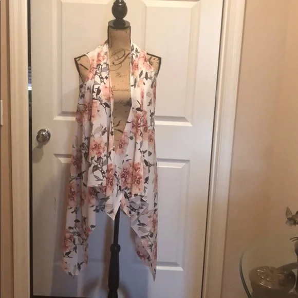 Floral print kimono vest - Picture 5 of 7